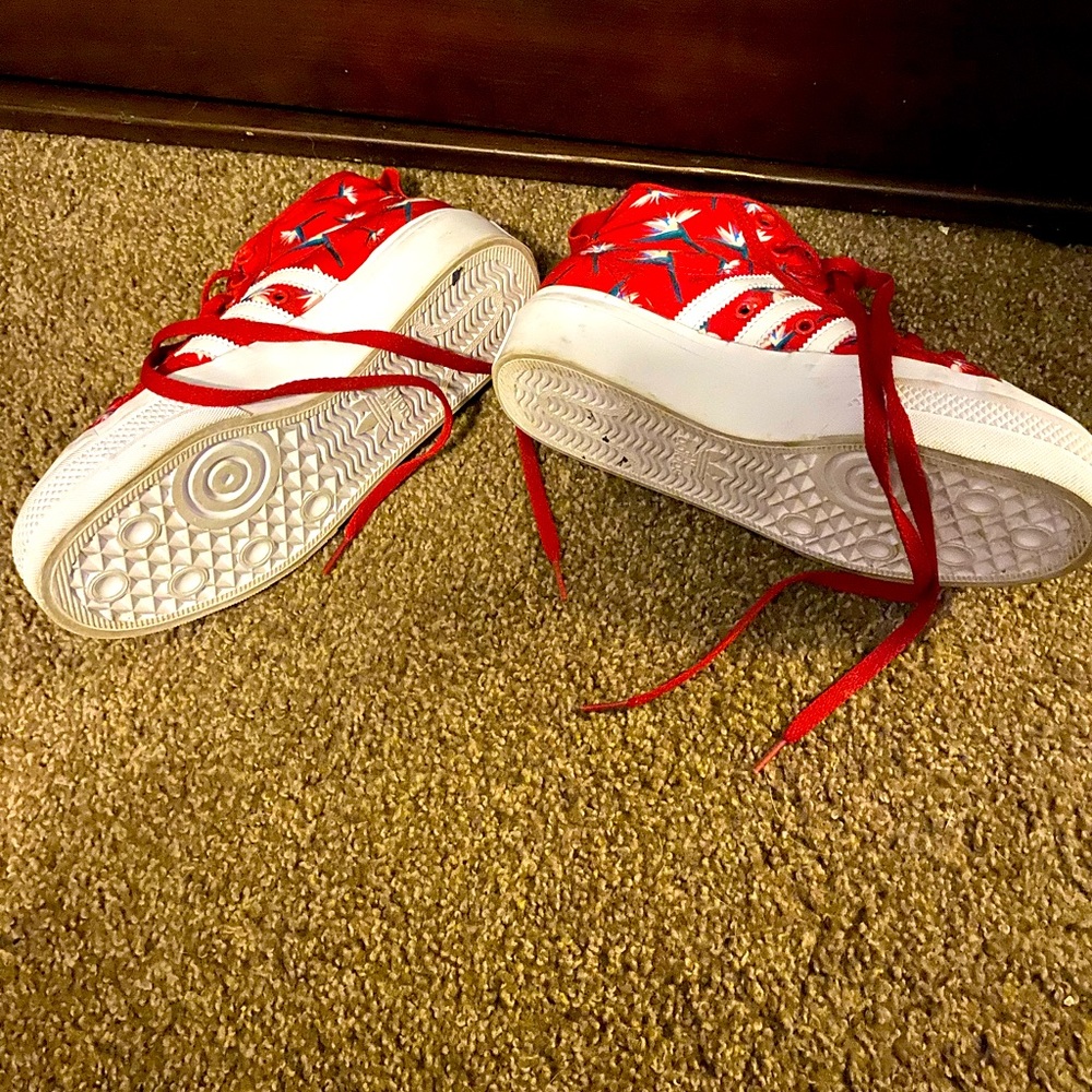 Adidas Nizza Platform Mid red/floral